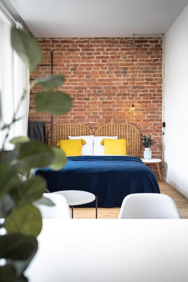 Apartamento Turnkey I Balcony Studio Praga Exterior foto
