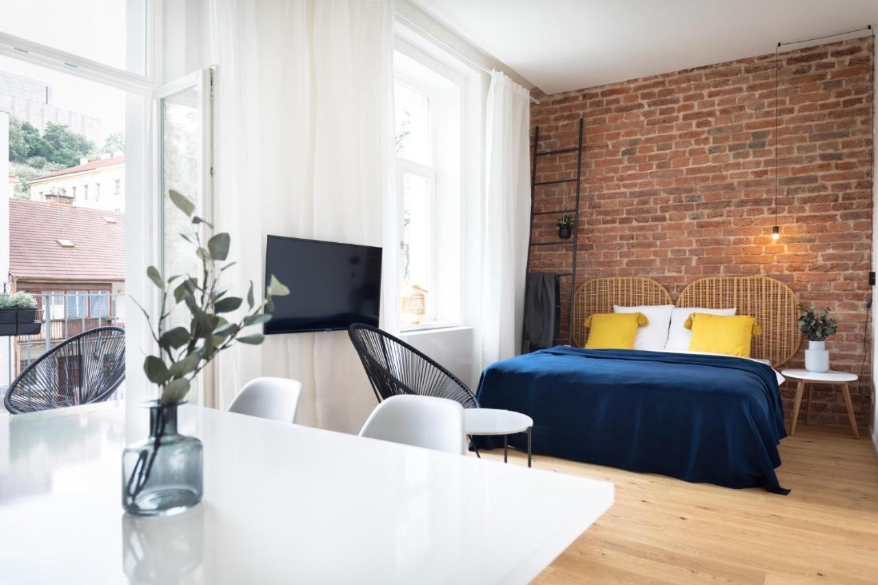 Apartamento Turnkey I Balcony Studio Praga Exterior foto
